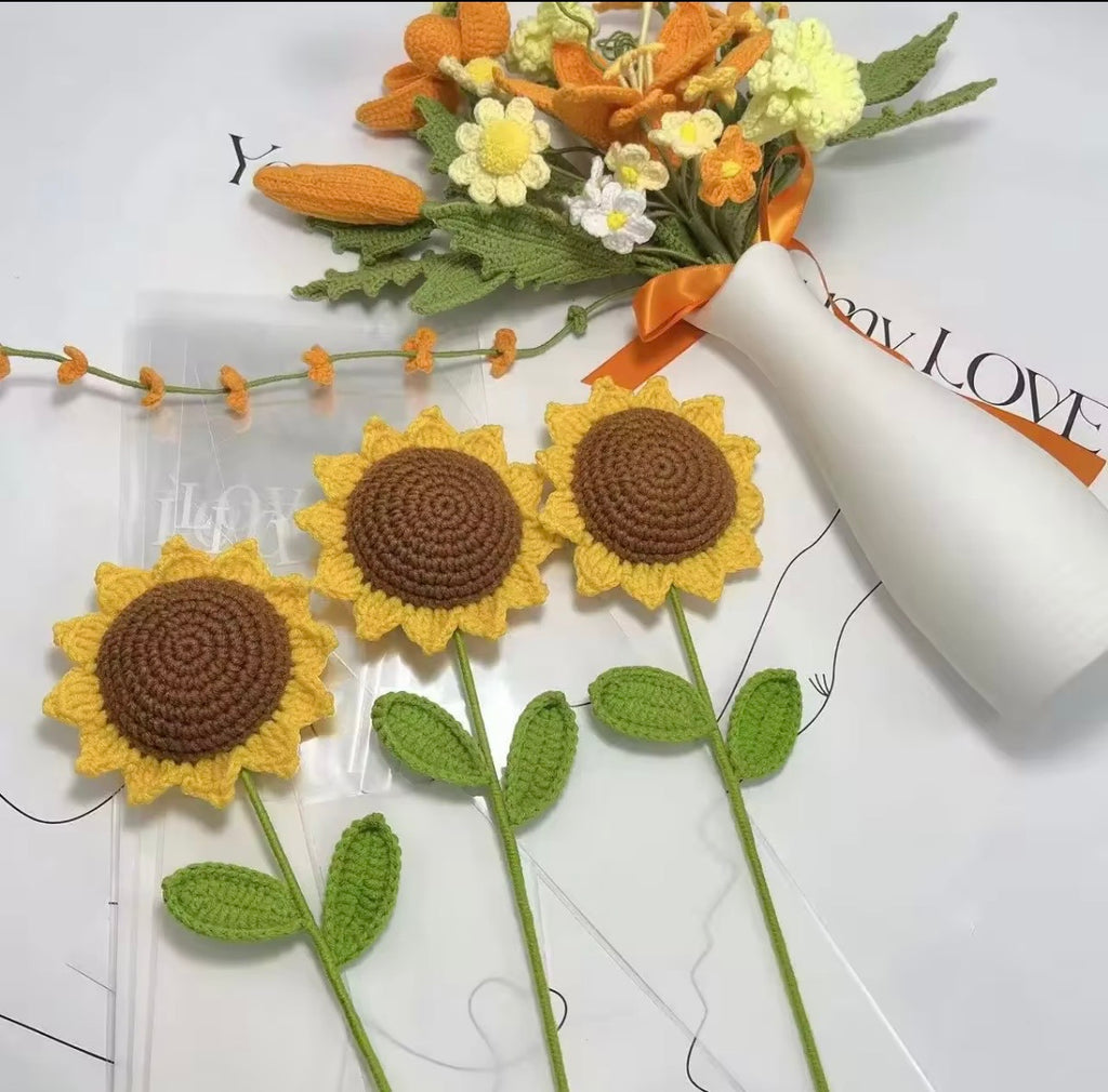 Premium Handmade Crochet Woolen Flower 🌼🌹 (Any Random) - Single Flower